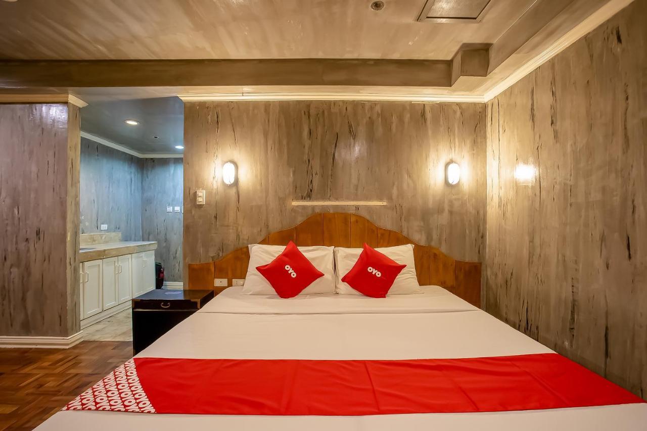 Oyo 821 Connector Hostel San Pedro Makati Eksteriør billede