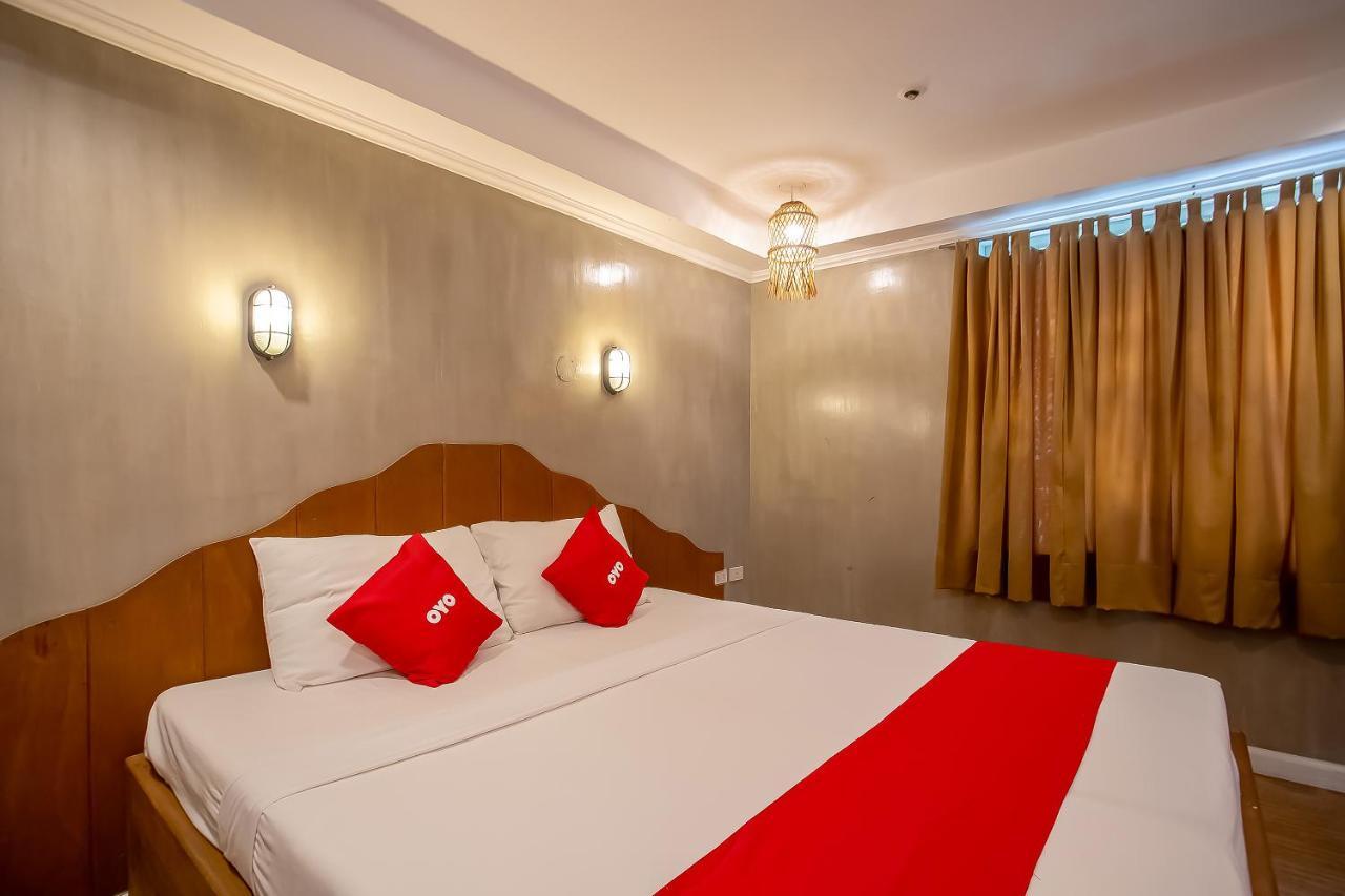 Oyo 821 Connector Hostel San Pedro Makati Eksteriør billede