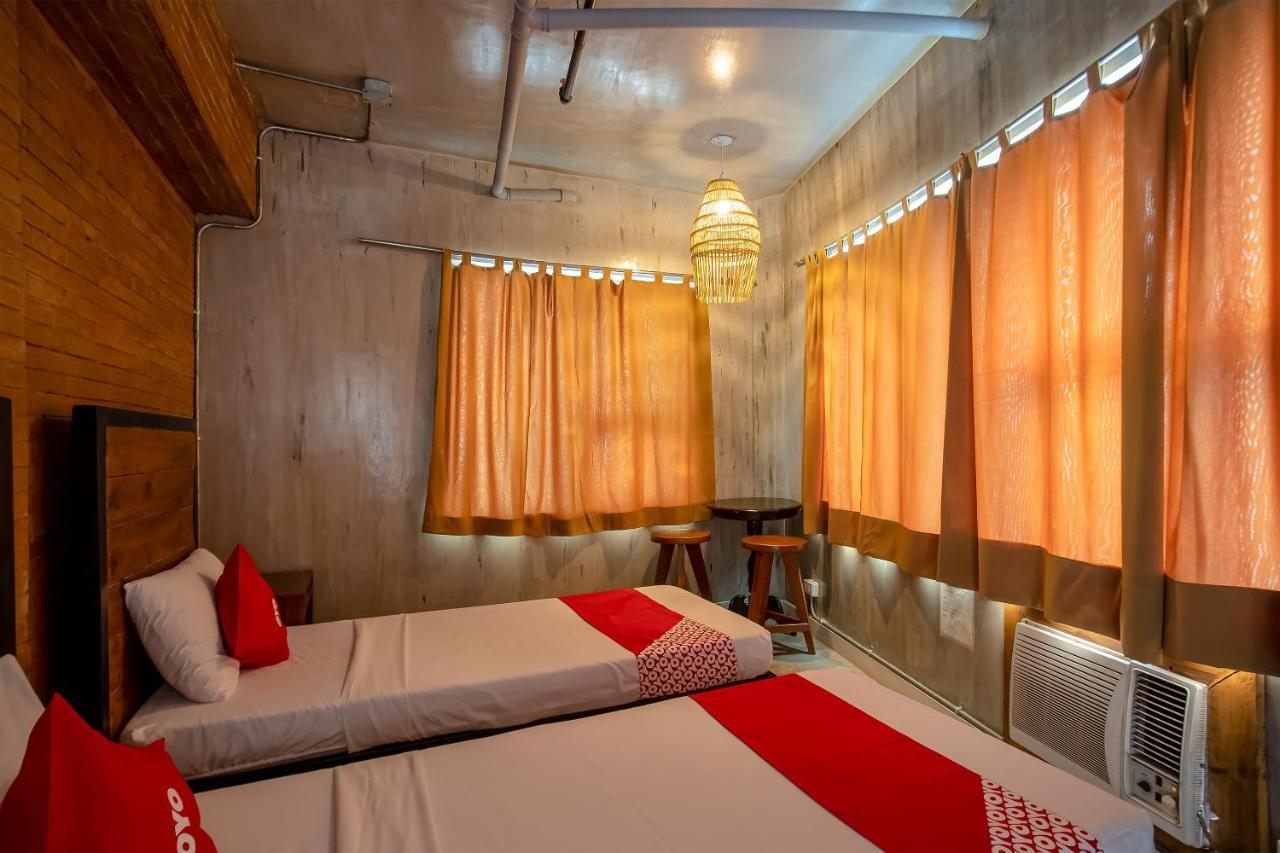 Oyo 821 Connector Hostel San Pedro Makati Eksteriør billede