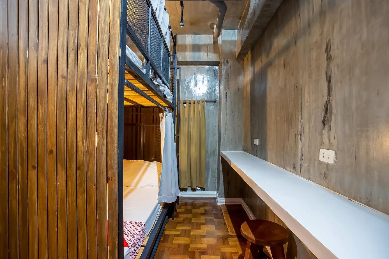 Oyo 821 Connector Hostel San Pedro Makati Eksteriør billede
