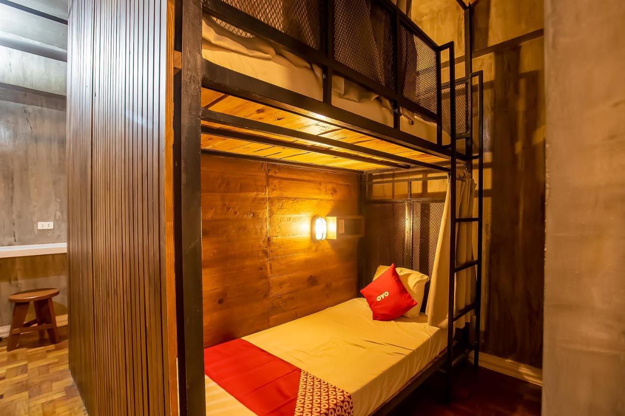 Oyo 821 Connector Hostel San Pedro Makati Eksteriør billede