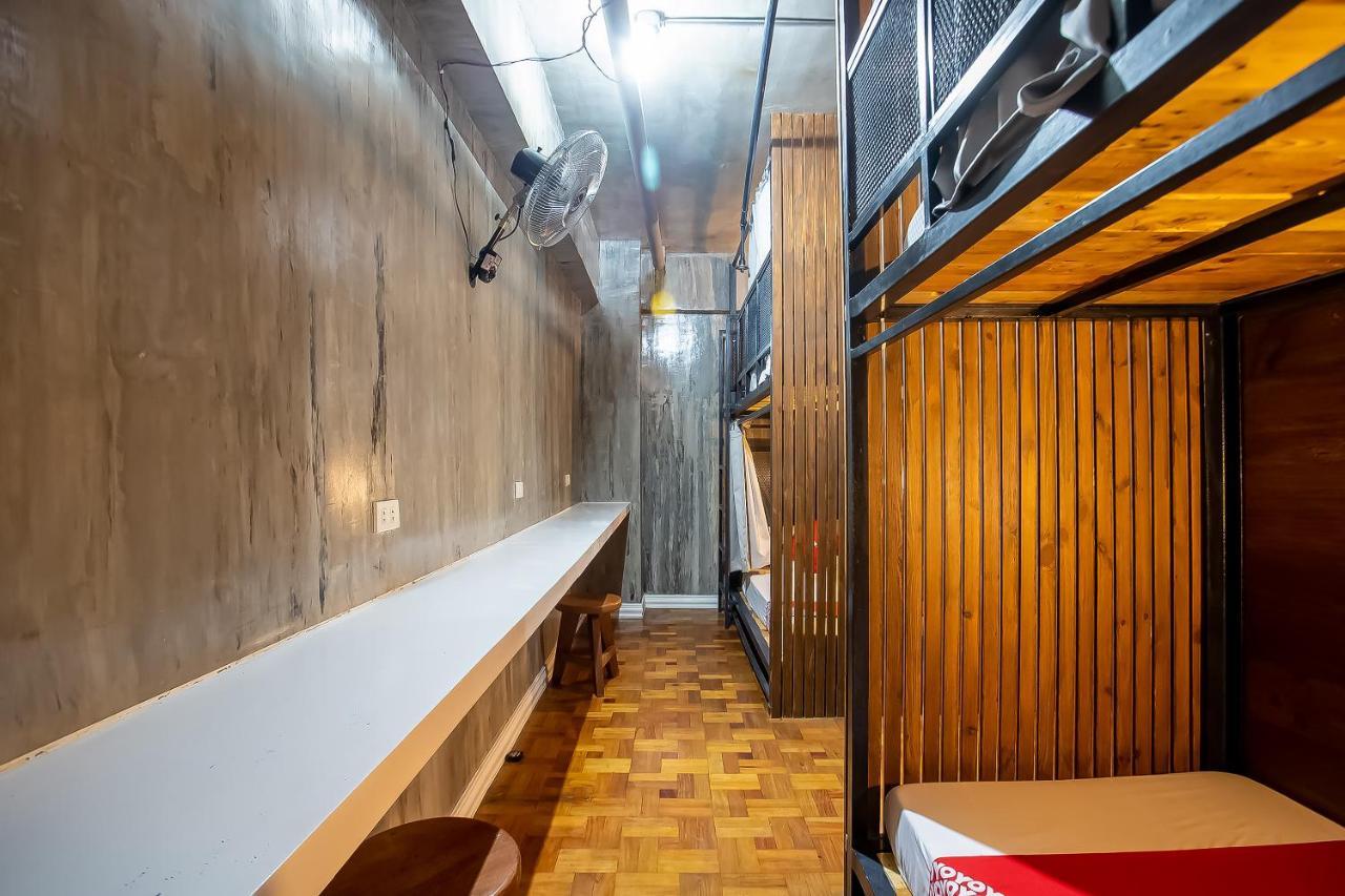Oyo 821 Connector Hostel San Pedro Makati Eksteriør billede