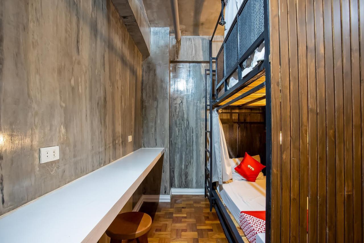 Oyo 821 Connector Hostel San Pedro Makati Eksteriør billede