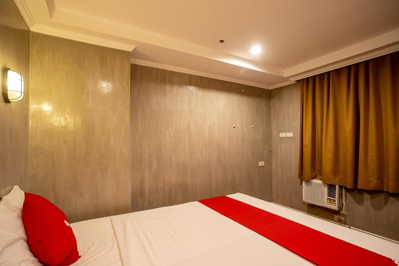 Oyo 821 Connector Hostel San Pedro Makati Eksteriør billede